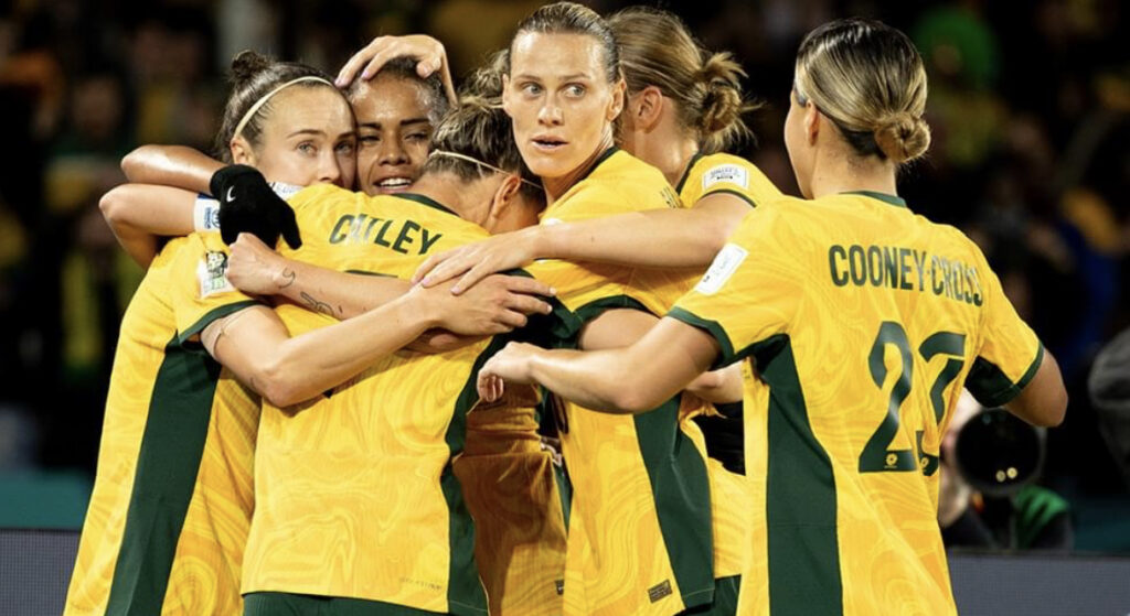 आयोजक अष्ट्रेलिया फिफा महिला विश्वकपको क्वाटरफाइनलमा