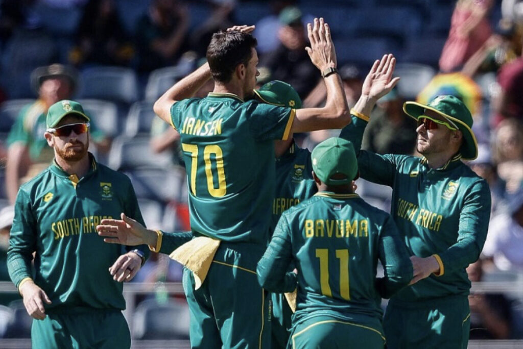 अस्ट्रेलियासँगको एकदिवसीय क्रिकेट शृङ्खला दक्षिण अफ्रिकालाई