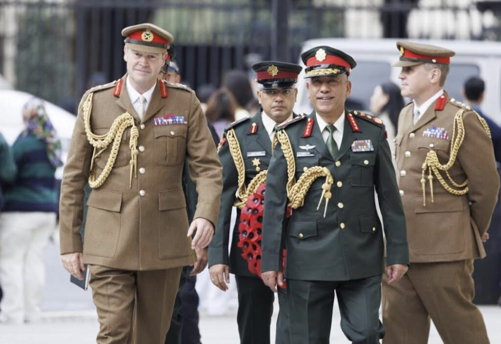 प्रधानसेनापति शर्मा र बेलायती सेनाध्यक्ष स्यान्डर्सबीच भेटवार्ता