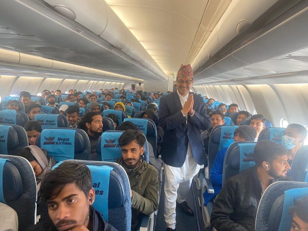 इजरायलबाट २५४ नेपालीको उद्धार गरी स्वदेश ल्याइयो