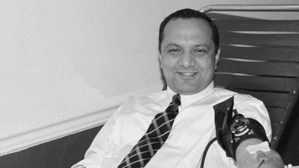 रक्तदाता मैनालीद्वारा अमेरिकामा आत्मदाह