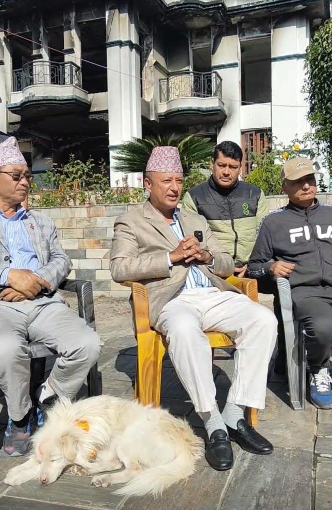 गृहमन्त्रीले भ्रम फैलाएको आरोप, डेंगुका कारण भारतमा उपचारमा थिएँ : पूर्व ऊर्जामन्त्री  खड्का