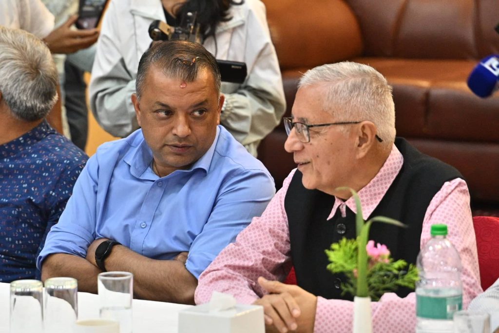 गगन-विश्वलाई शेखरले भने : केके कुरा हो लिखित आओस्, अनि मात्रै आउँछु