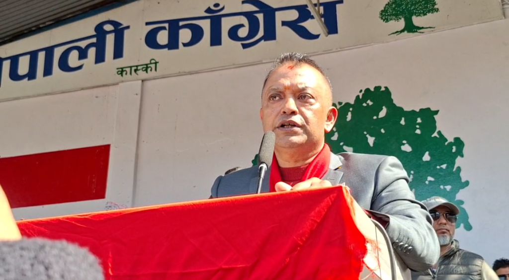 देउवासँग थप संवाद गर्ने कोसिसमा छुः गगन थापा